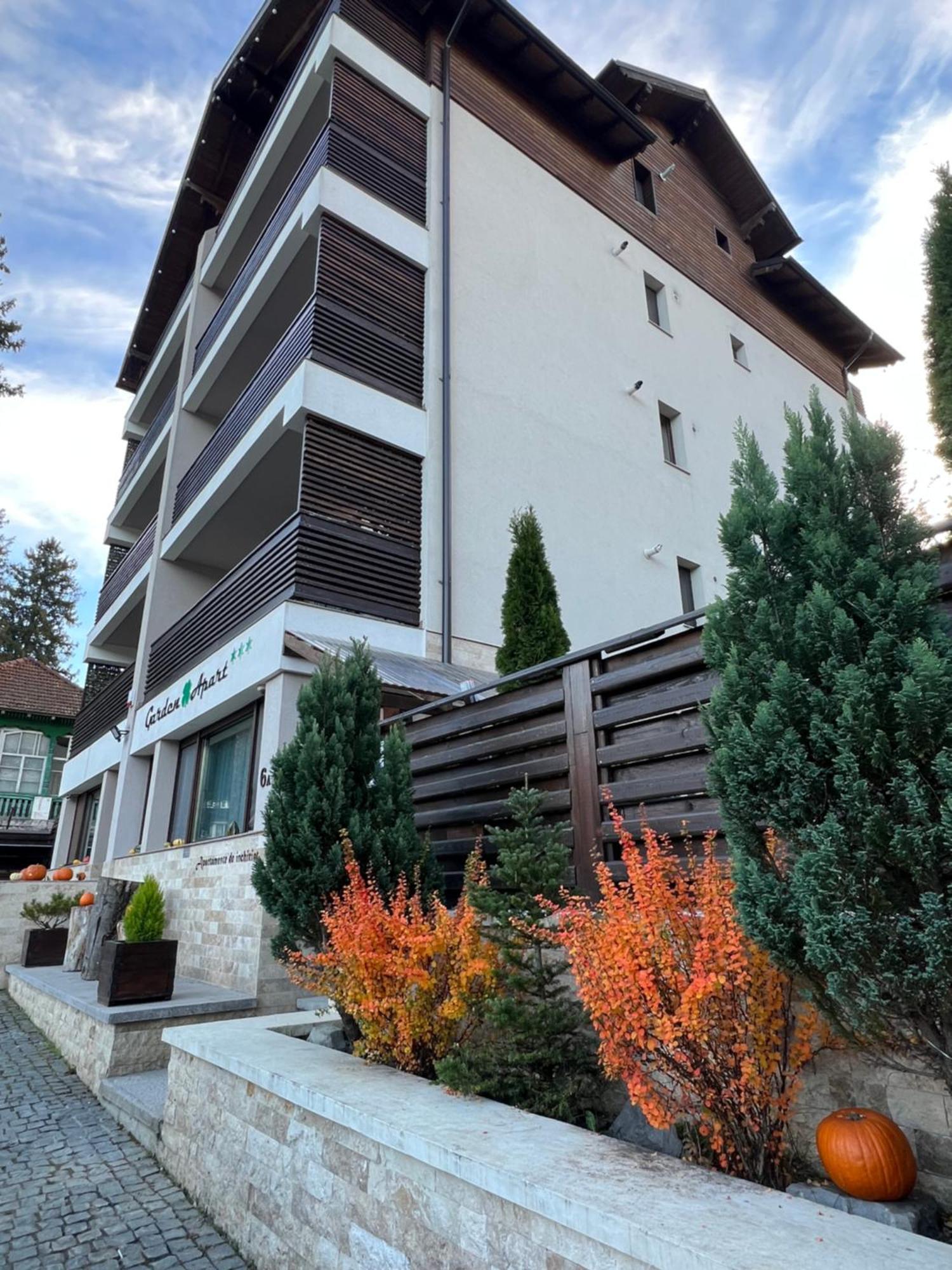 Garden Apart Predeal Exterior photo